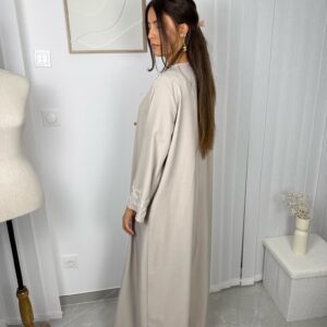 Abaya Lunay beige avec fleurs en sequin sur les manches