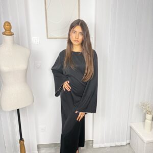 Robe Astraya noire avec détails en strass