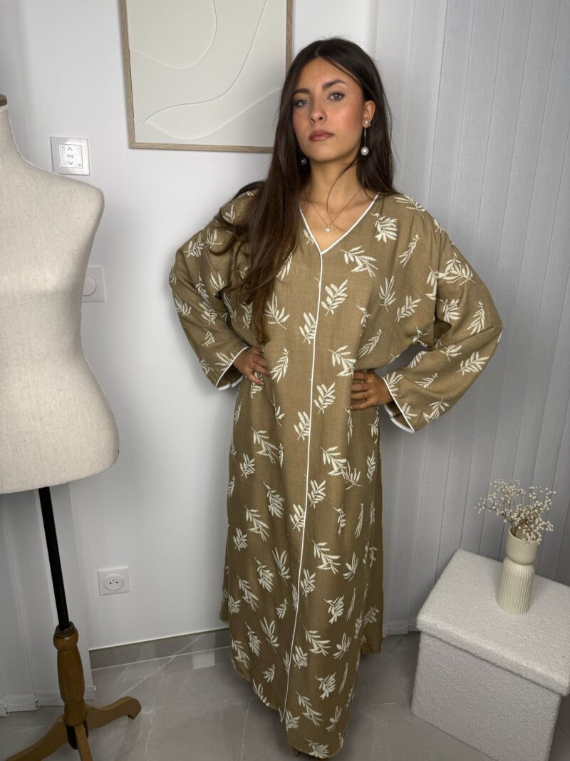 Abaya Luma beige avec détails brodés