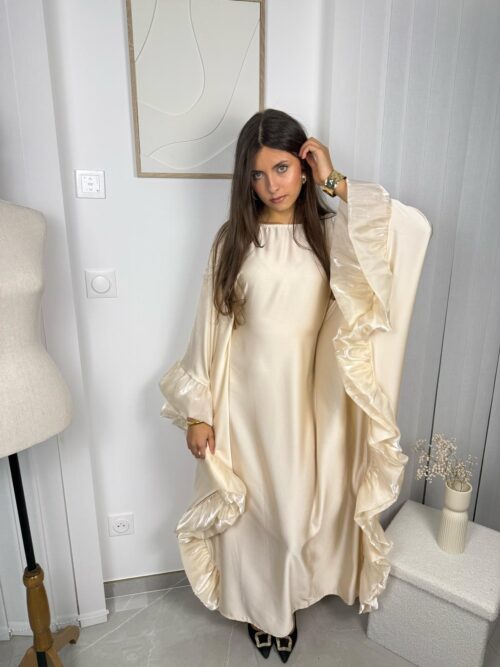 Abaya Amaïa beige avec manche chauve-souris