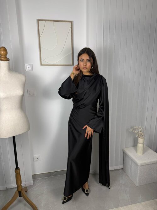 Robe Calya noire drapée