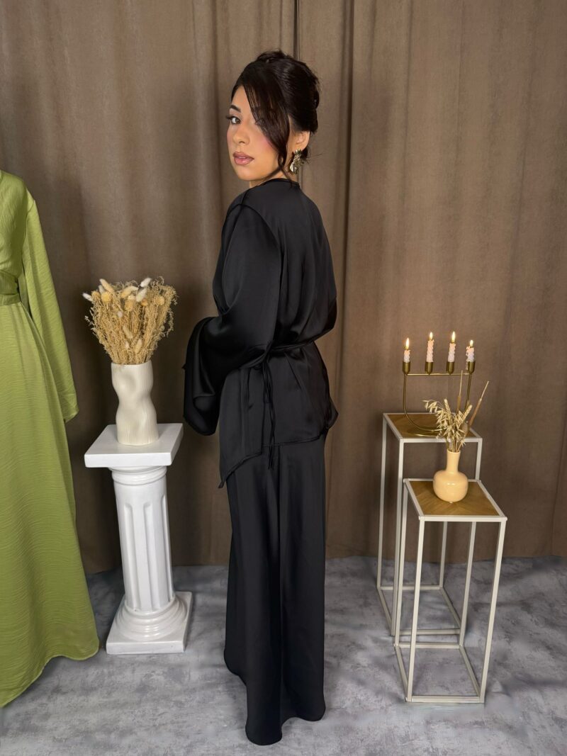 Ensemble Laya noir : blouse et jupe longue
